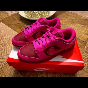 **NOT FOR SALE**.   Nike Dunk Low Valentines Day 2022 (W)